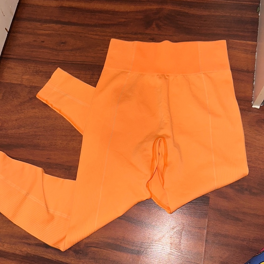 Gymshark leggings - Picture 2 of 3